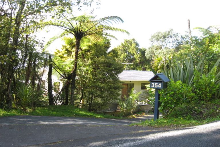 Photo of property in 354 Forest Hill Road, Waiatarua, Auckland, 0612