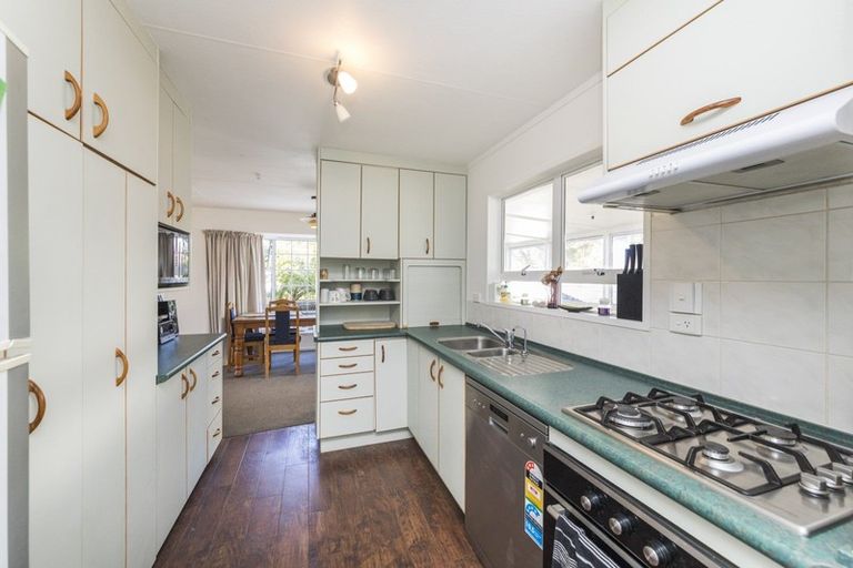 Photo of property in 94 Stillwater Place, Westbrook, Palmerston North, 4412