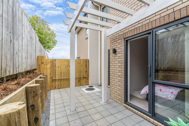 Photo of property in 2/2 Wesley Street, Devonport, Auckland, 0624