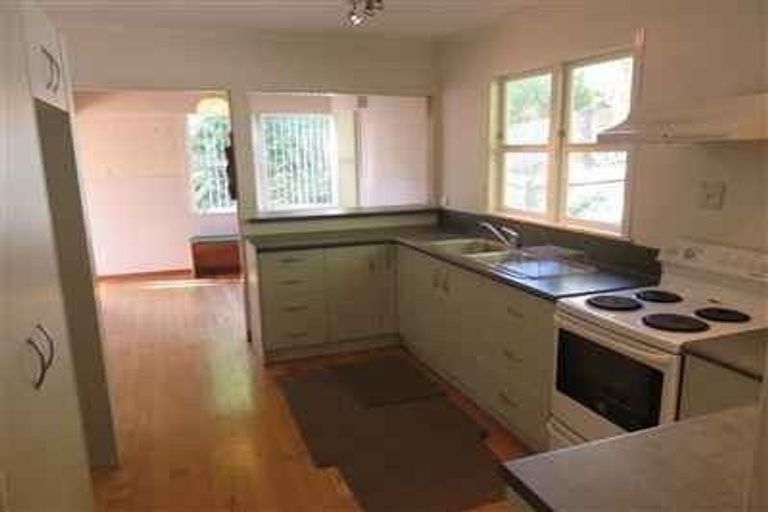 Photo of property in 809 Beach Road, Browns Bay, Auckland, 0630