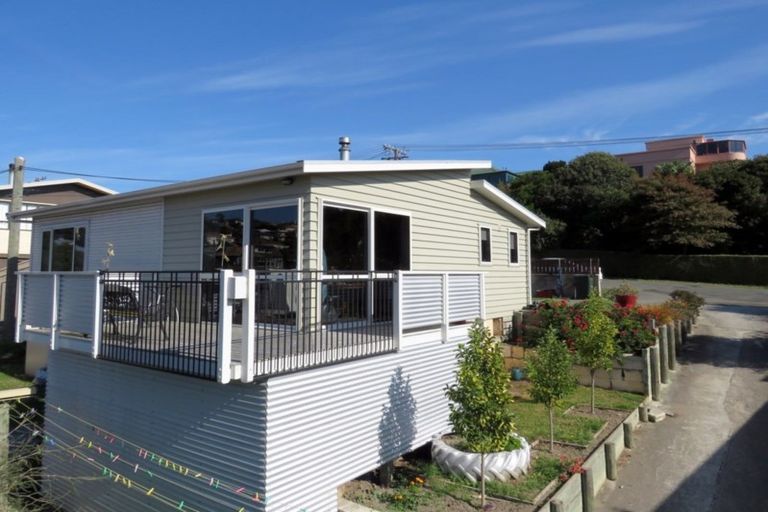 Photo of property in 75 Tees Street, South Hill, Oamaru, 9400