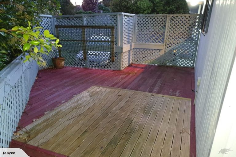 Photo of property in 1/342c Royal Road, Massey, Auckland, 0614