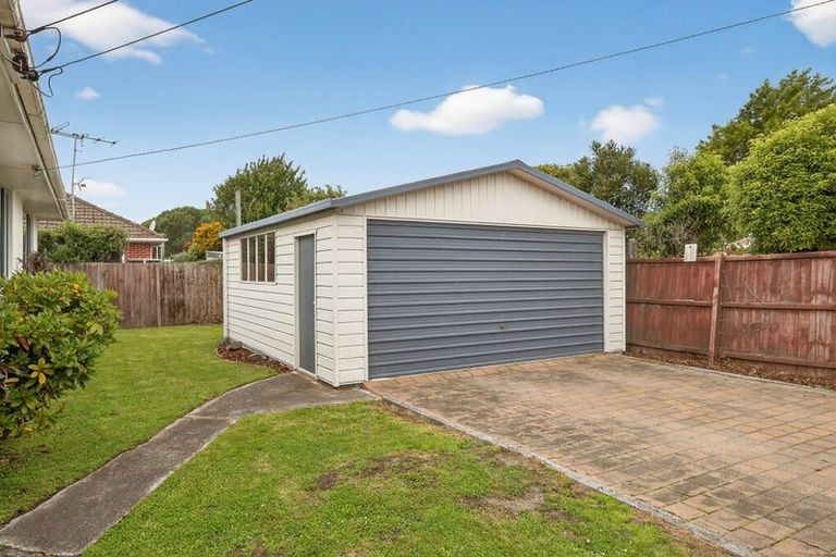 Photo of property in 88 Maidstone Road, Ilam, Christchurch, 8041