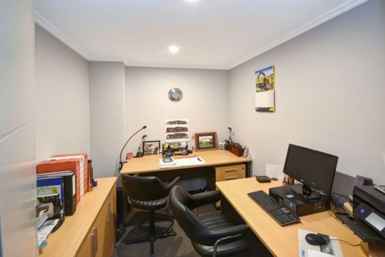 Photo of property in 1f Hoylake Street, Outram, 9019