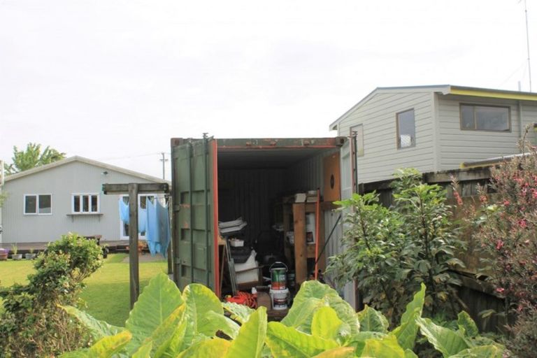 Photo of property in 14 Coates Street, Westport, 7825