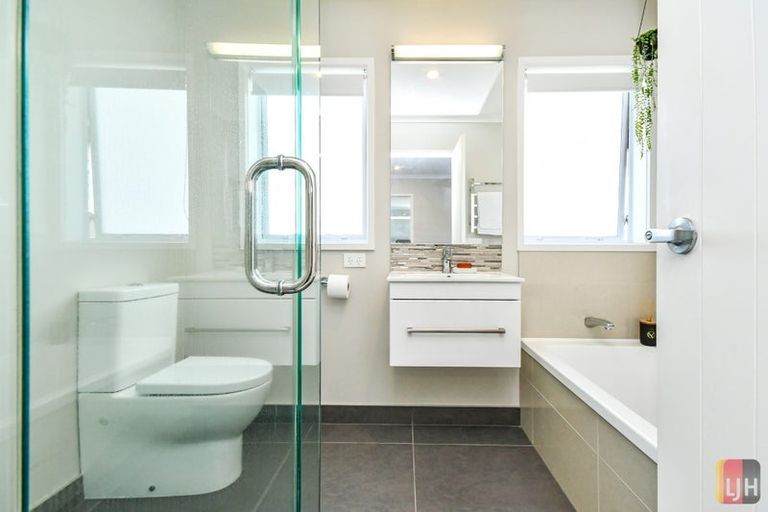 Photo of property in 3 Lees Cove, Karaka, Papakura, 2113