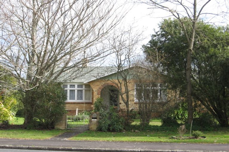 Photo of property in 21 Casey Avenue, Fairfield, Hamilton, 3214