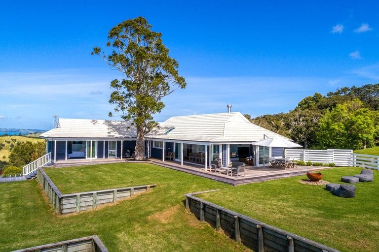 Photo of property in 70 Cowes Bay Road, Waiheke Island, 1971