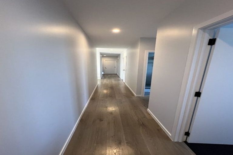 Photo of property in 121 Battalion Drive, Papakura, 2110