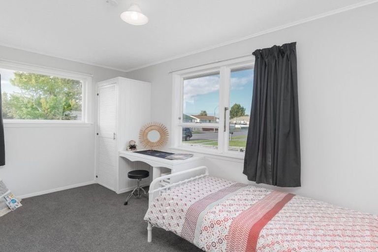Photo of property in 15 O'leary Street, Hoon Hay, Christchurch, 8025