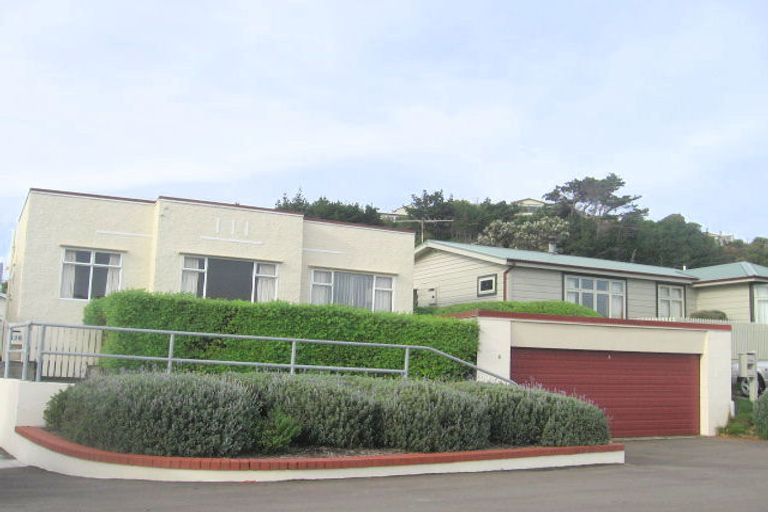 Photo of property in 1/124 Mana Esplanade, Paremata, Porirua, 5026