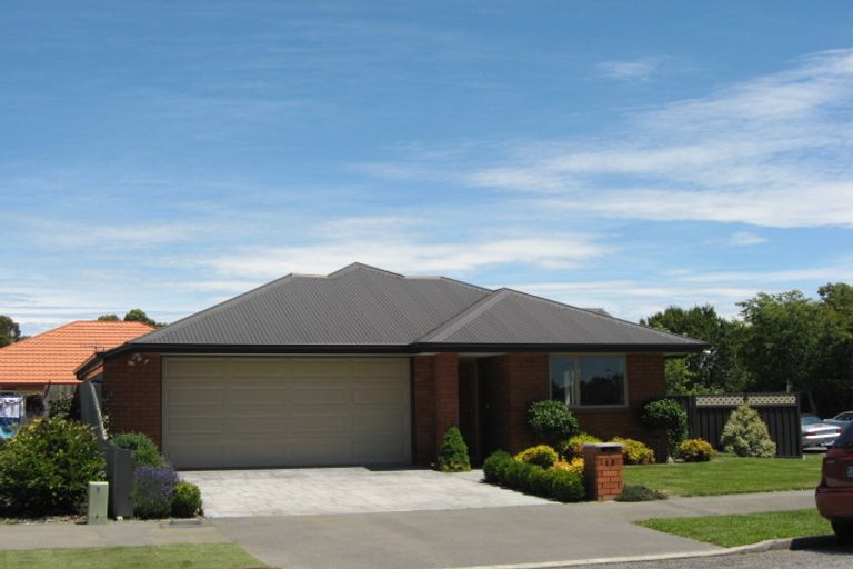 Photo of property in 19 Lindores Street, Addington, Christchurch, 8024