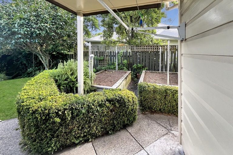 Photo of property in 64 Chesham Avenue, Waipahihi, Taupo, 3330