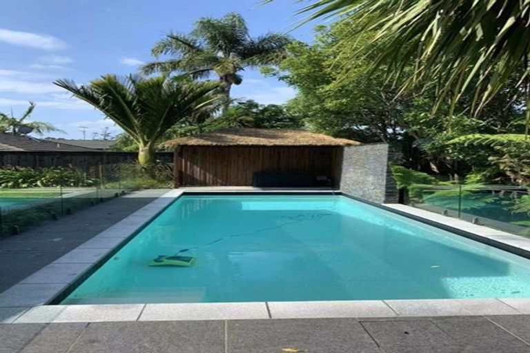 Photo of property in 15 Twin Court, Albany, Auckland, 0632