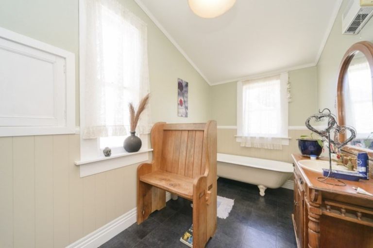 Photo of property in 378 Botanical Road, West End, Palmerston North, 4412