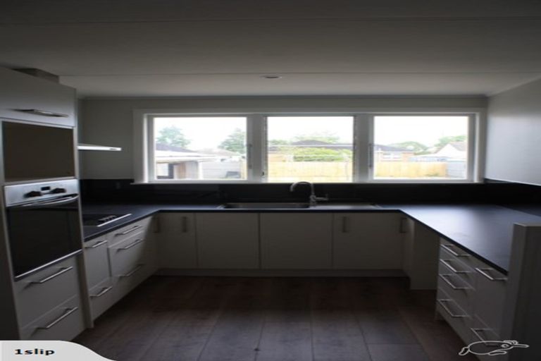 Photo of property in 6 Croall Crescent, St Andrews, Hamilton, 3200