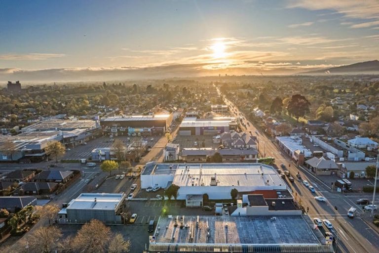 Photo of property in 350 Riccarton Road West, Mosgiel, 9092