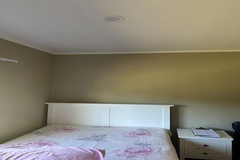 Photo of property in 2/16 Belgate Place, Somerville, Auckland, 2014
