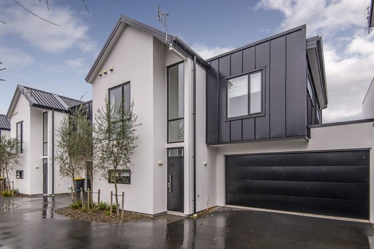 Photo of property in 43b Winton Street, St Albans, Christchurch, 8014