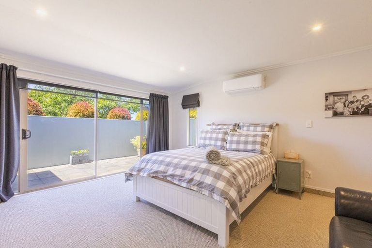 Photo of property in 35 Pinotage Drive, Greenmeadows, Napier, 4112