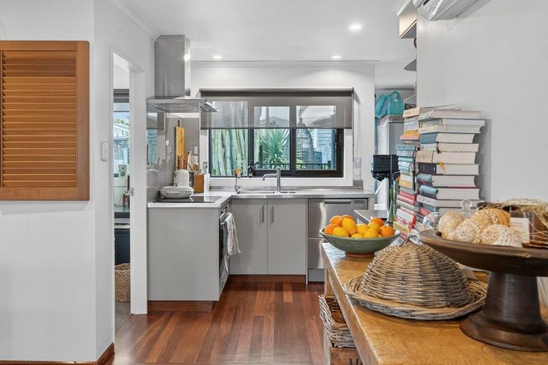 Photo of property in 780b Papamoa Beach Road, Papamoa Beach, Papamoa, 3118