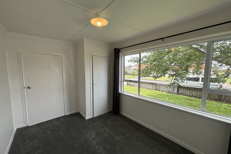 Photo of property in 1/26 Wrantage Street, Westown, New Plymouth, 4310