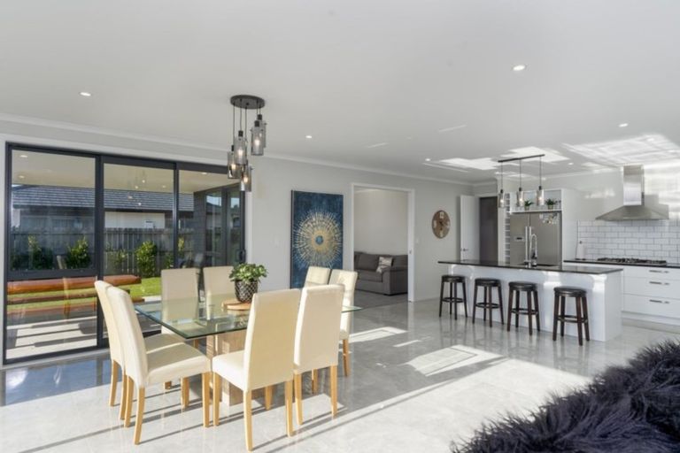 Photo of property in 55b Dublin Street, Martinborough, 5711