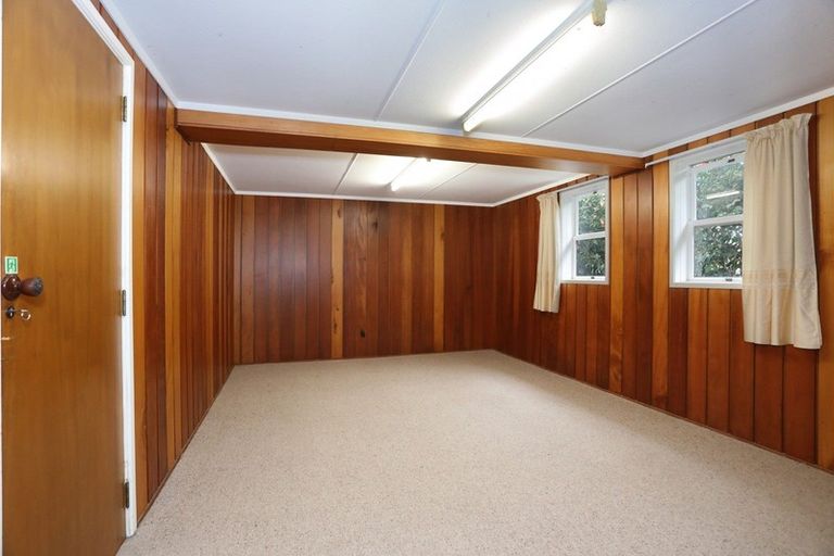 Photo of property in 305 Makirikiri Road, Crofton, Marton, 4787