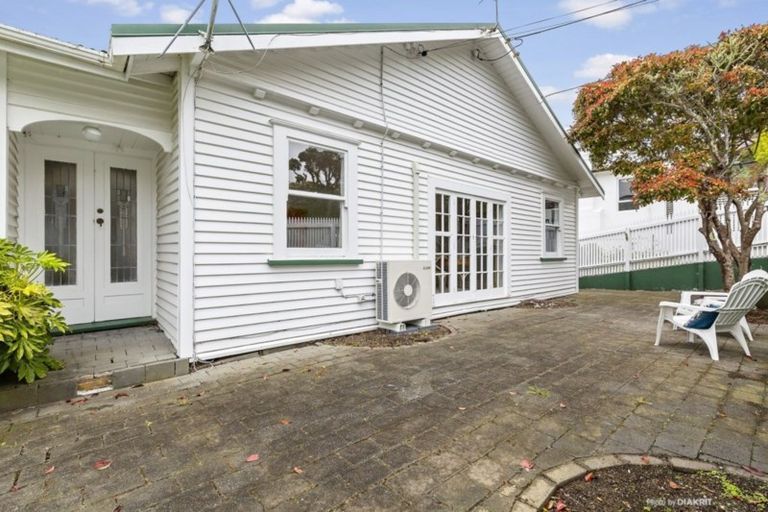 Photo of property in 45 Weld Street, Wadestown, Wellington, 6012