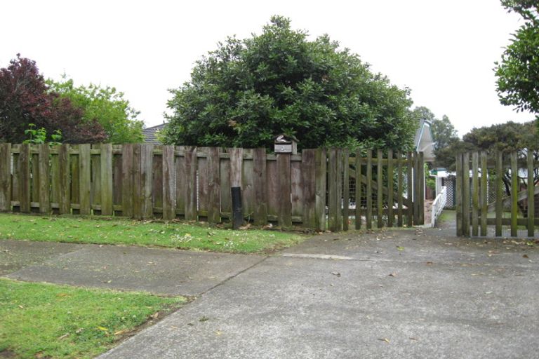 Photo of property in 3 Kanohi Terrace, Mangere Bridge, Auckland, 2022