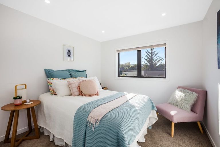 Photo of property in 12b Leighton Avenue, Waiwhetu, Lower Hutt, 5010