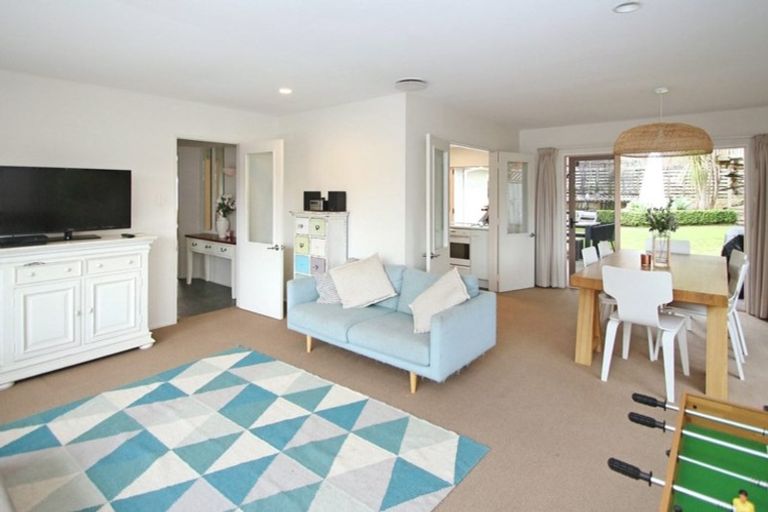 Photo of property in 10 Burn-murdoch Street, St Andrews, Hamilton, 3200