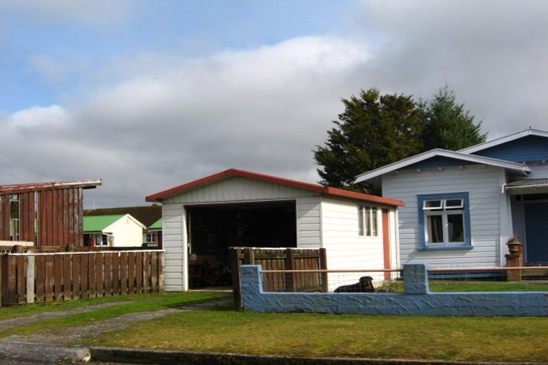 Photo of property in 18 Crampton Road, Reefton, 7830