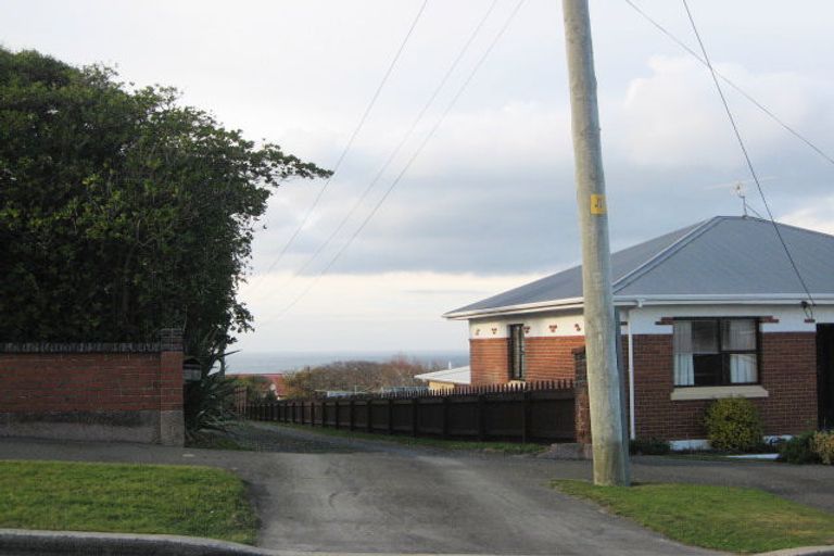 Photo of property in 121 Tomahawk Road, Andersons Bay, Dunedin, 9013