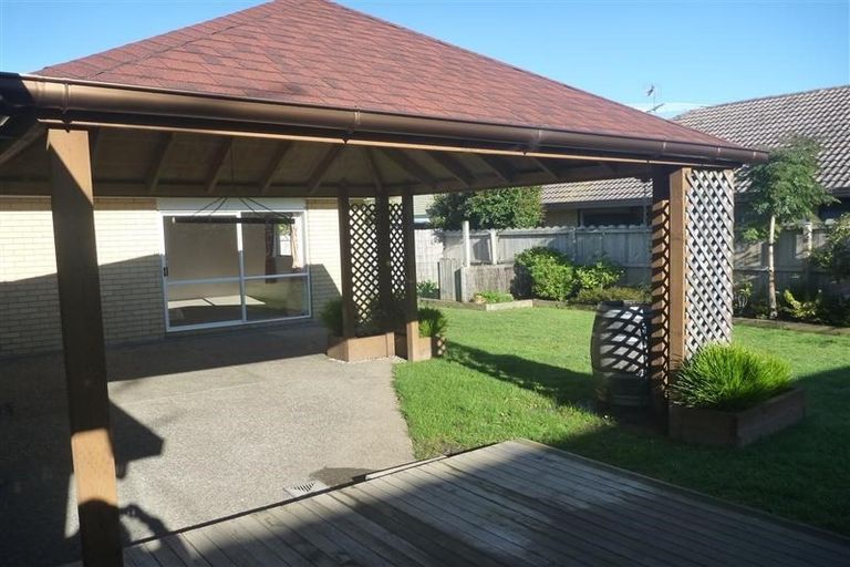 Photo of property in 111 Millhouse Drive, Northpark, Auckland, 2013