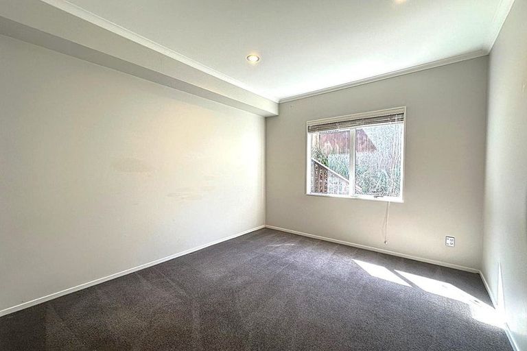 Photo of property in 9 Lucca Crescent, Flat Bush, Auckland, 2019