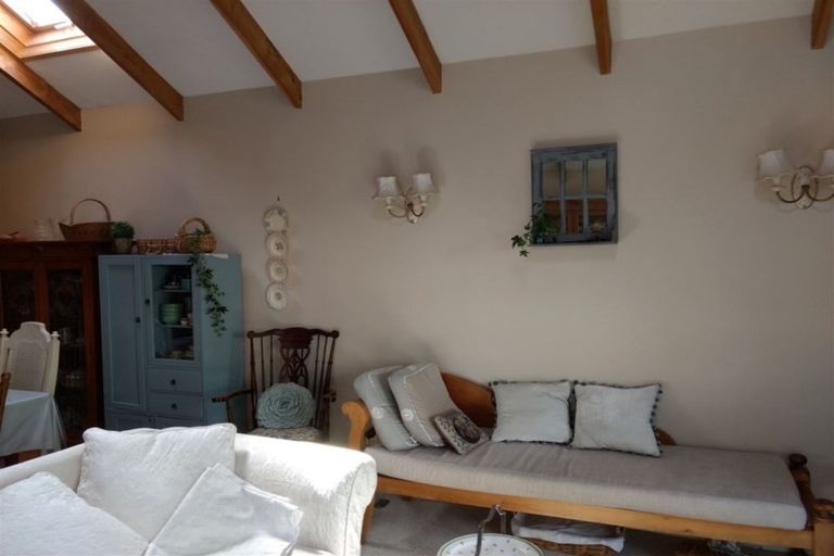 Photo of property in 43 Clissold Street, Merivale, Christchurch, 8014