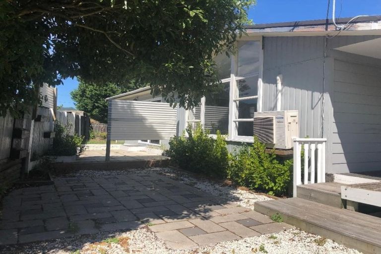 Photo of property in 28 Invergarry Road, Hilltop, Taupo, 3330