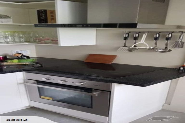 Photo of property in 44 Bayview Road, Browns Bay, Auckland, 0630