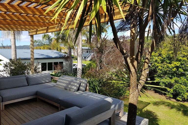 Photo of property in 13 Waterman Drive, Langs Beach, Waipu, 0582