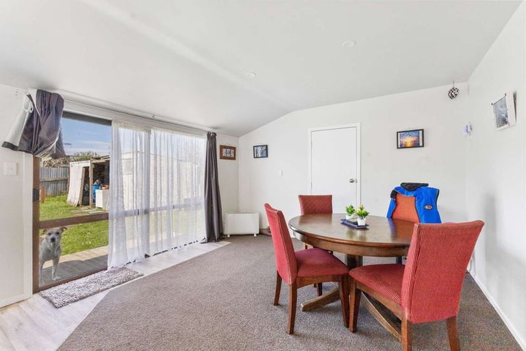 Photo of property in 4 Preston Street, Eltham, 4322