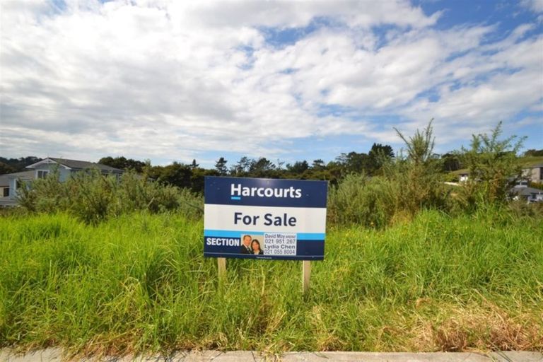 Photo of property in 54 Blacks Road, Greenhithe, Auckland, 0632