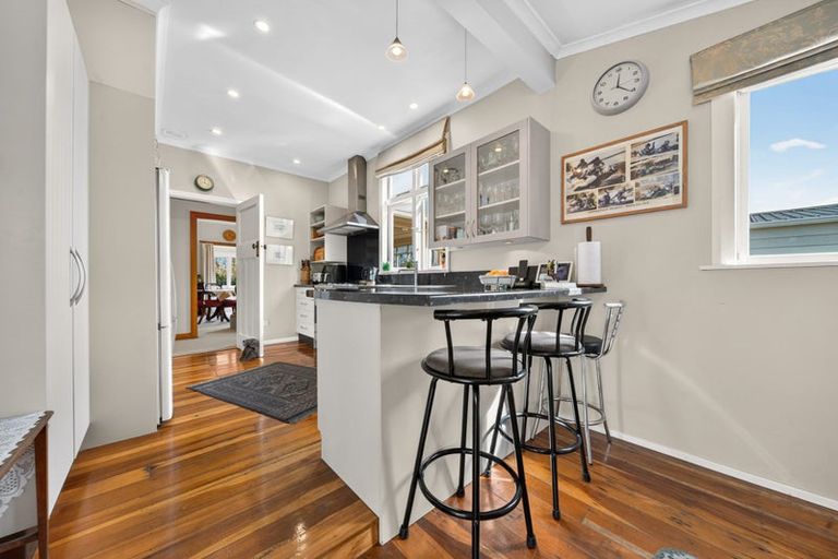 Photo of property in 51 Park Road, Carterton, 5713