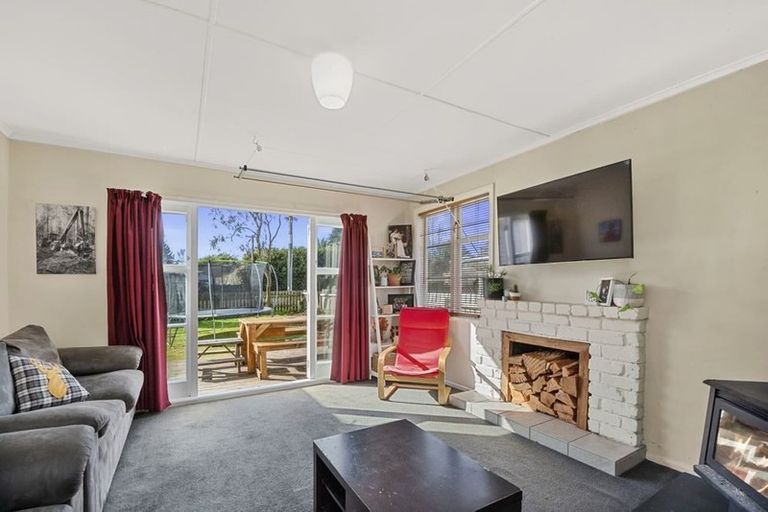 Photo of property in 37 Tongariro Road, Turangi, 3334