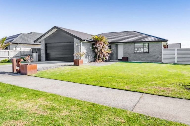 Photo of property in 15 Customhouse Street, Bell Block, New Plymouth, 4312