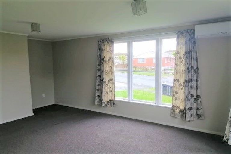 Photo of property in 106 Warspite Avenue, Cannons Creek, Porirua, 5024