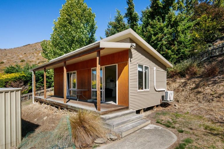 Photo of property in 24 Sutherland Road, Omarama, 9412