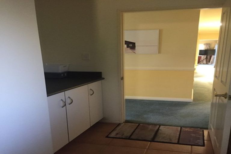 Photo of property in 11 Takahe Drive, Paraparaumu Beach, Paraparaumu, 5032