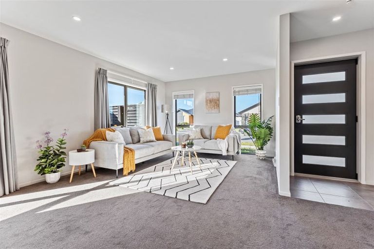 Photo of property in 66 Longcot Drive, Rolleston, 7615