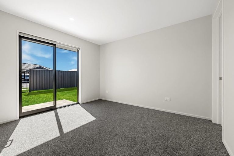 Photo of property in 16 Sanders Way, Rolleston, 7614